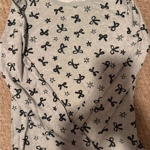 Wonder Nation Gray Long Sleeve Tee with Black Bow Print